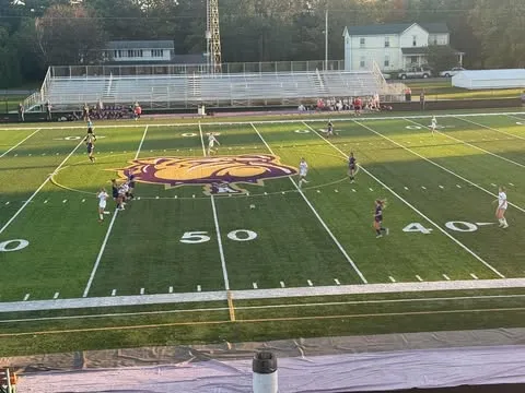 Bulldogs top Wildcats