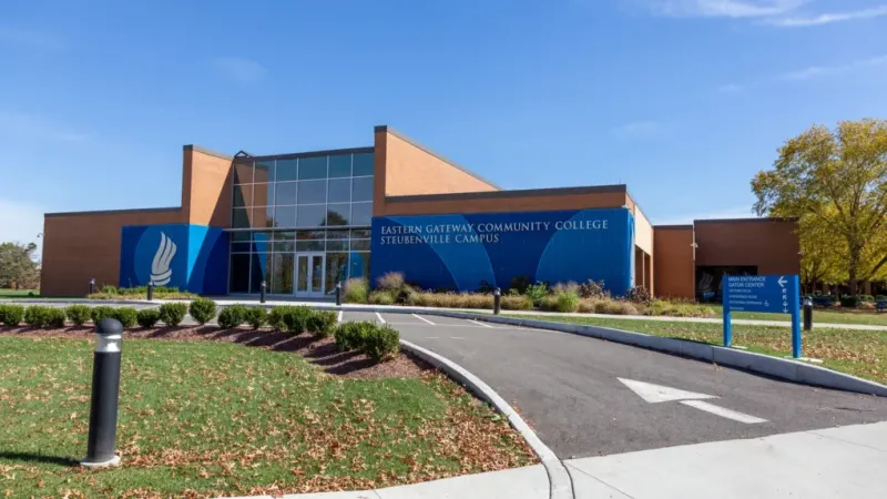 Three indicted for $20 million theft from Ohio community college