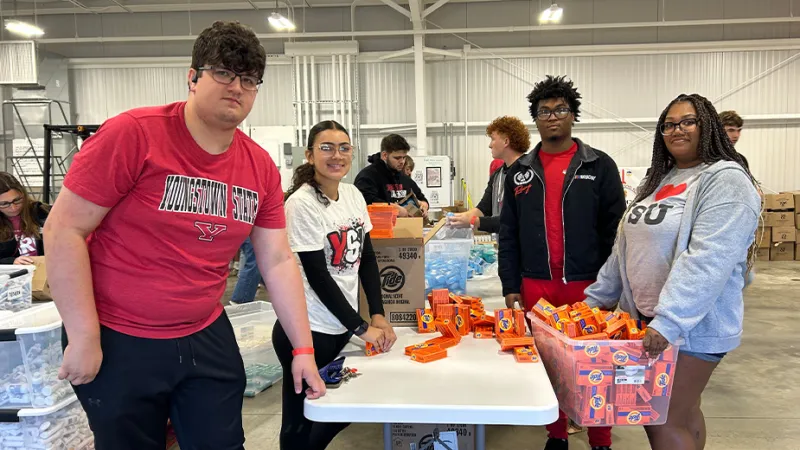 YSU Business Students Show They Care