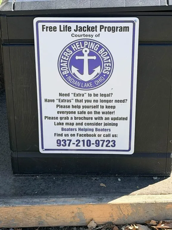 Indian Lake Boaters Helping Boaters Installs First Free Lifejacket Station