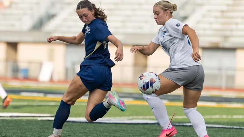 Kuerbis, Wilgor Score to Guide Women's Soccer Past OWU