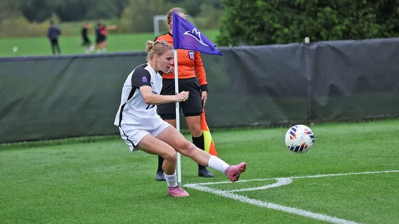 Women's Soccer: Pasco's three goals power Kenyon past Oberlin