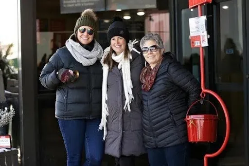 A Tradition of Red Kettle Volunteering