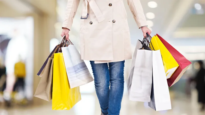 Shoppers Plan Earlier Starts, Tighter Budgets for Holidays