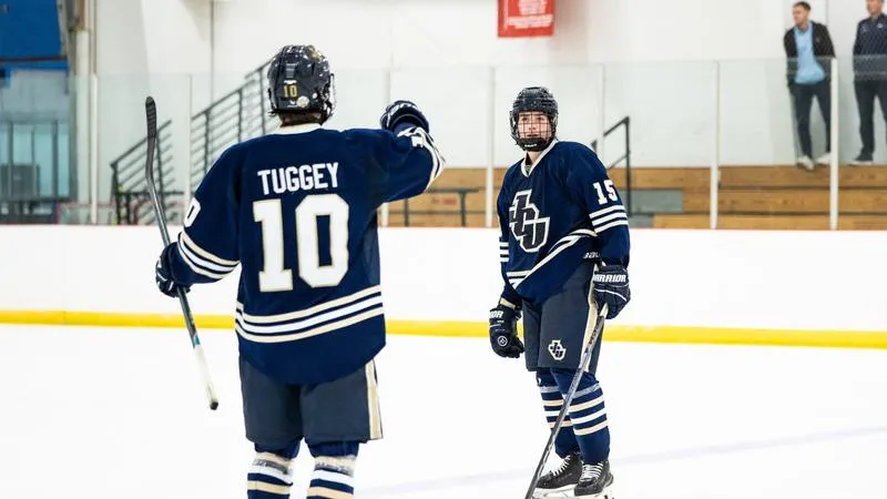 #25 JCU Club Hockey Splits Weekend Series With #15 Hope College