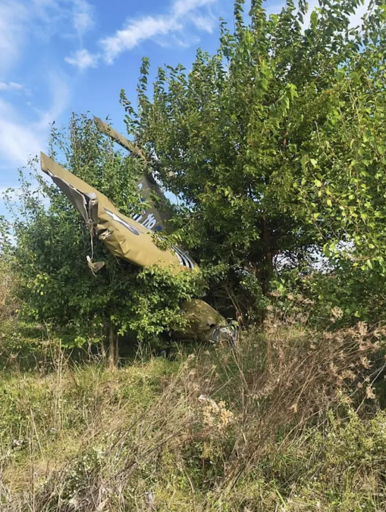 Man crashes airplane into wooded area in Central Ohio