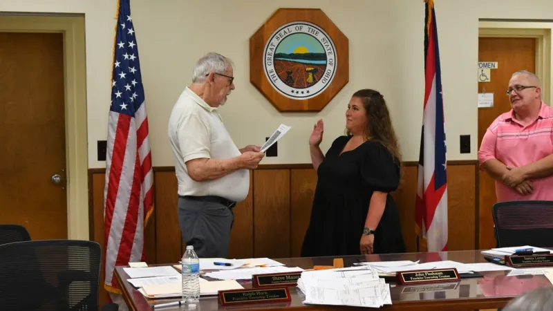 Paid but not working: Documents show Franklin Twp. fiscal officer not completing duties