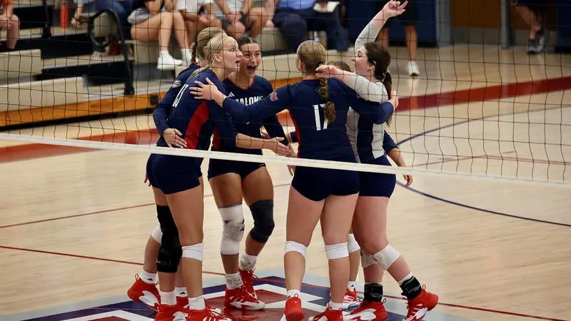 Pioneers Fall to Laker Rally