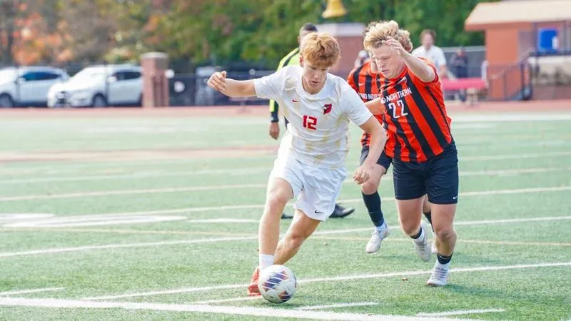 Men's soccer battles to draw with Polar Bears