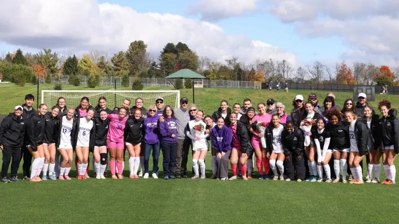 Women's Soccer: Owls find success on senior day