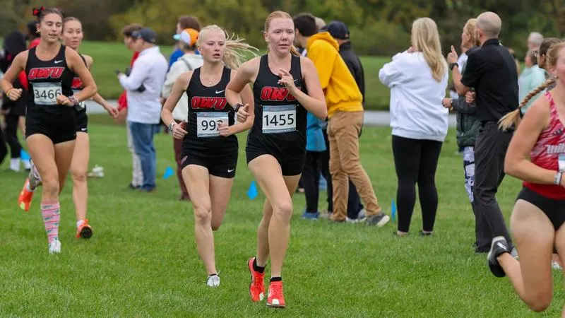 Bishops Finish 10th at Loaded Connecticut College Invitational