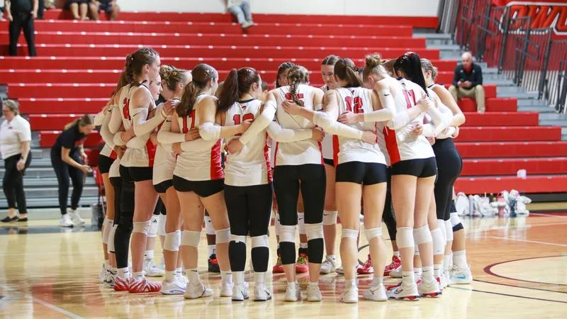 Volleyball Falls Short to No. 19 Otterbein 3-1