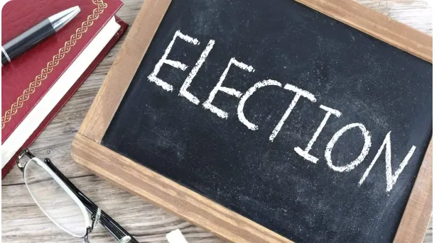 Navigating the Midterm Landscape: Economic Discontent, Changing Demographics, and the Battle for Congress