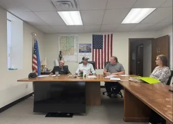 Nowata Co. Commissioners Discuss Service Agreement