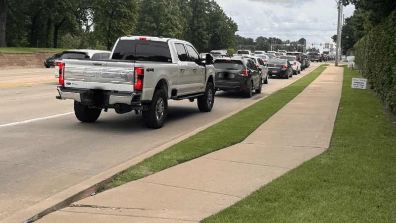 South Yale Avenue lane closed near Creek Turnpike due to sinkhole repair
