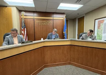 Washington Co. Commissioners Approve Extension of Self-Insurance Agreement