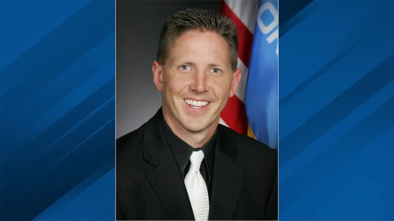 Josh Breechen, Brandon Wade advance to U.S. House general election