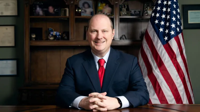 Jon Echols wins GOP nomination, will face Nick Coffey for Attorney General