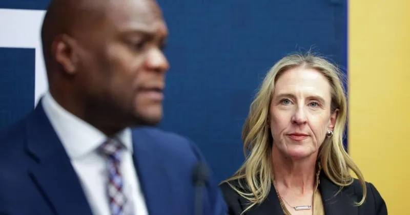 Plan to change public safety commissioner to civil service classification puzzles councilors