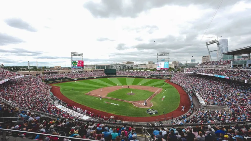 Sooners win Men's College World Series title, takes Game 3 vs North Carolina