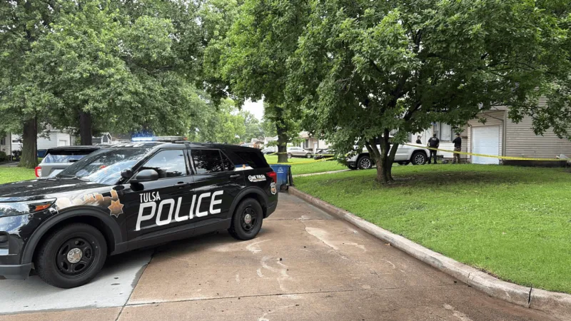 TPD investigating apparent murder-suicide at south Tulsa home