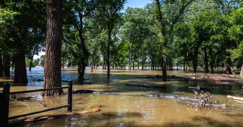 High lake levels lead to recreation area closures ahead of holiday weekend