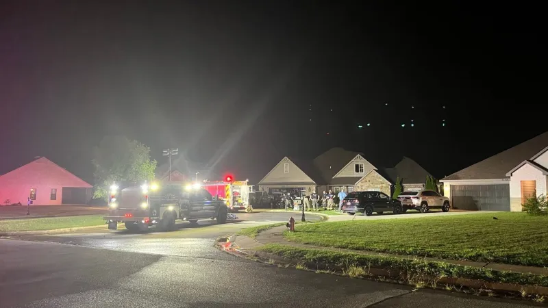 Coweta firefighters respond to house fire, no injuries reported