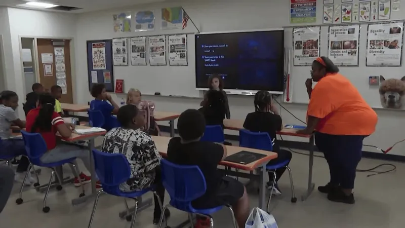 After $2,000 teacher raise, Oklahoma support staff ask when their pay will be addressed