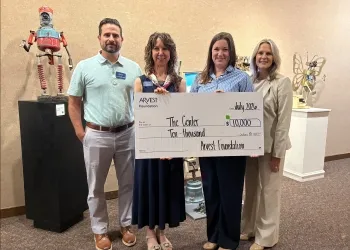 Arvest Foundation Donates $10K to The Center