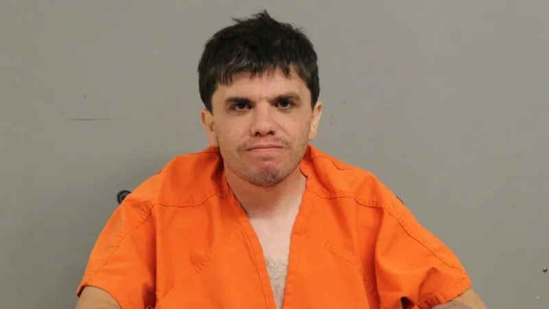 Sheriff: Oklahoma homeowner hit attempted thief with baseball bat, shot him