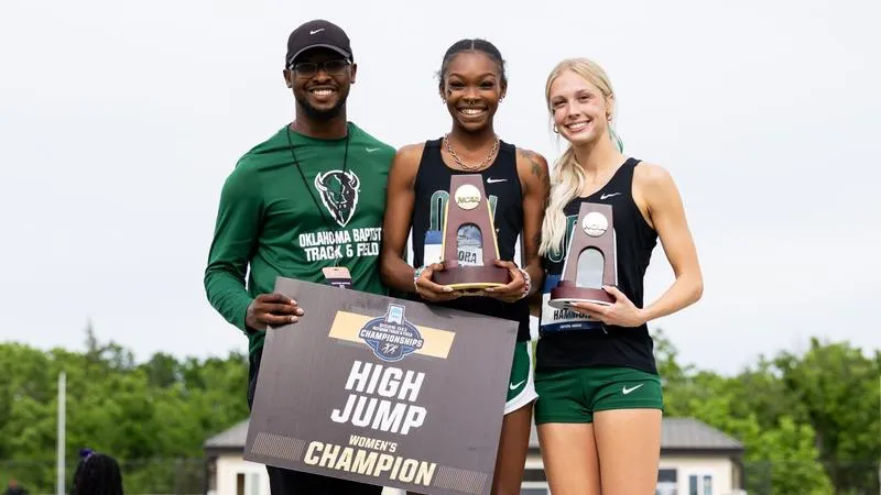 Horace Named GAC Female Athlete of the Year