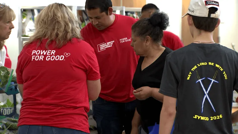 PSO volunteers with Food on the Move as part of July's Power to Connect service projects