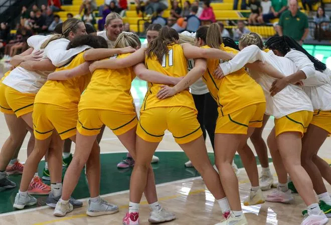 Women's Basketball Earns WBCA Academic Honors