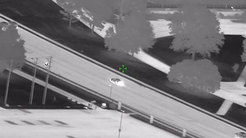 TPD arrests 18-year-old after alleged 100 mph chase