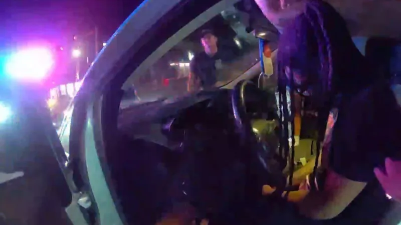 Oklahoma woman arrested for DUI after allegedly passing out with child in the car