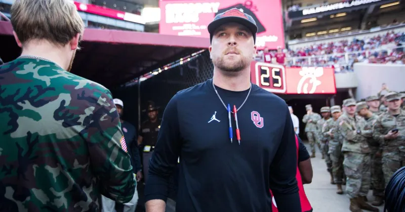 How Mateer 'shows up in the depths of preparation,' according to Ben Arbuckle