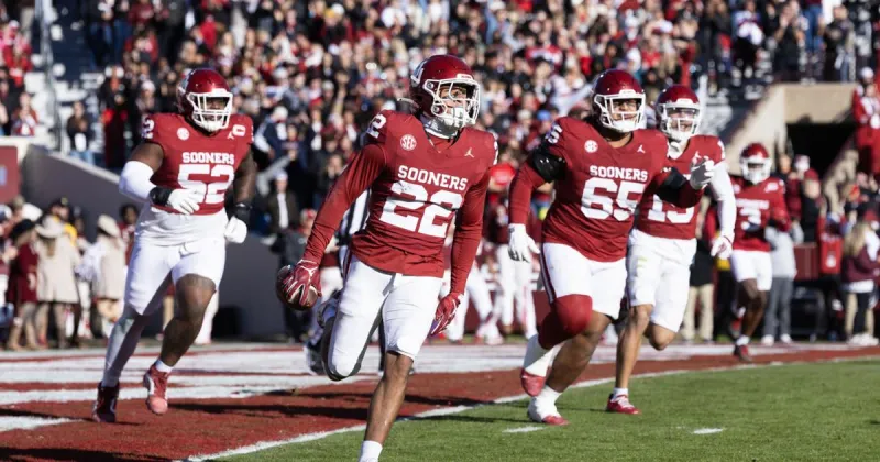 Bowen brothers 'heart and heartbeat' of OU's secondary