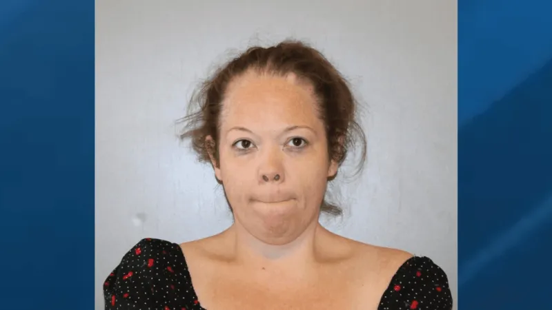 Oklahoma woman arrested after allegedly helping man evade arrest