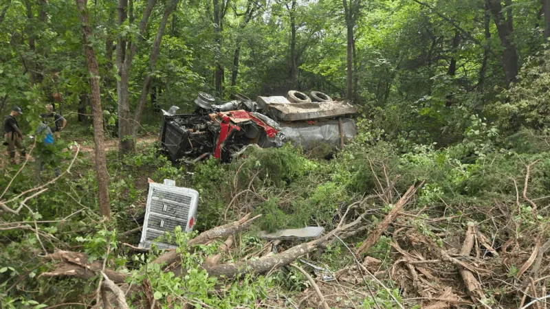 2 firefighters injured in Ingalls fire tanker crash on Highway 51