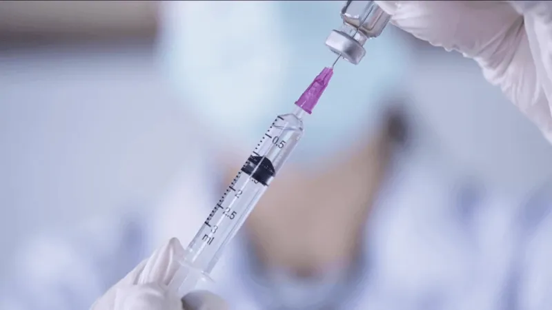 Health experts urge parents to update kids' vaccines ahead of back-to-school season