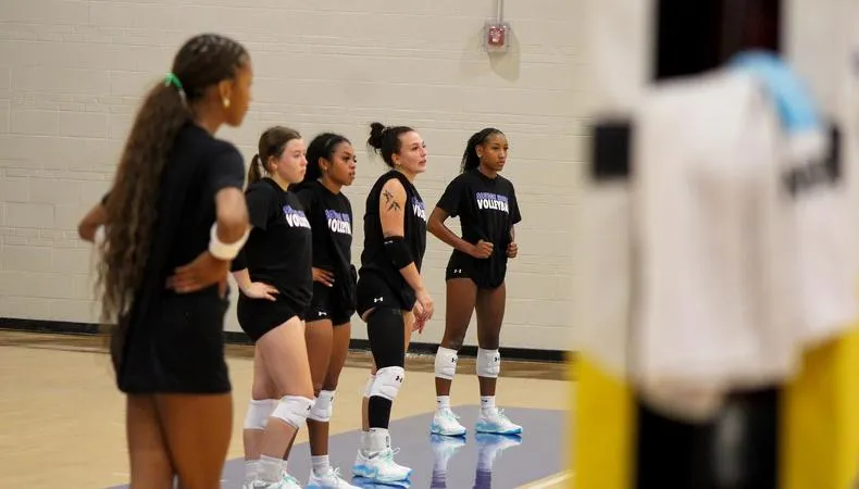 SE Volleyball Opened Practice for 2026 Season on Monday