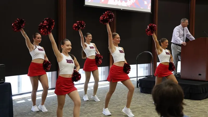 RSU hosts more than 100 new students, families during ROAR Day