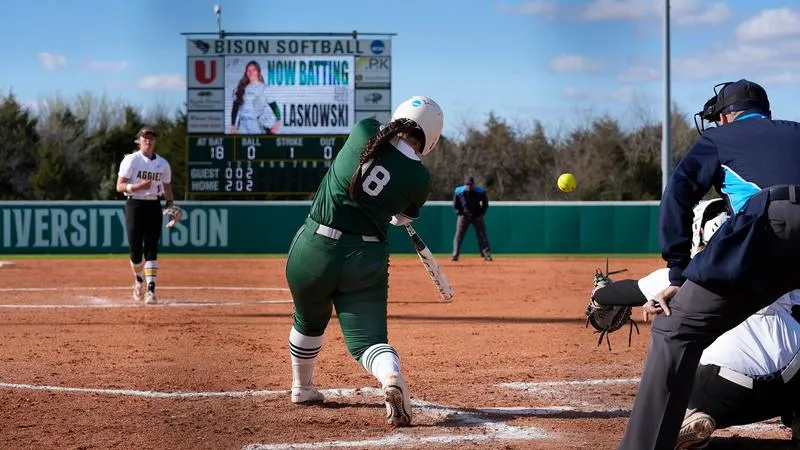Bison Softball Post Top-10 NCAA GPA