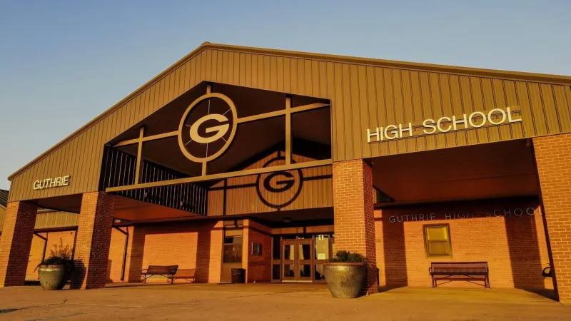 Guthrie High School cancels Tuesday classes due to faulty air conditioning