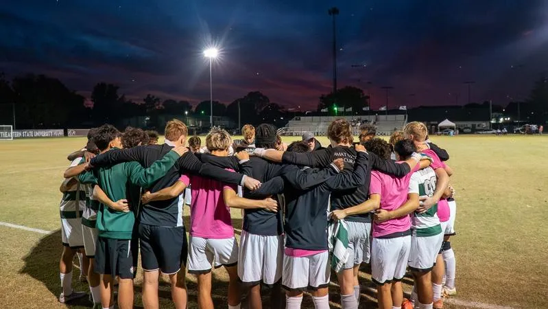 RiverHawks picked fifth in GAC/MIAA Preseason Coaches Poll