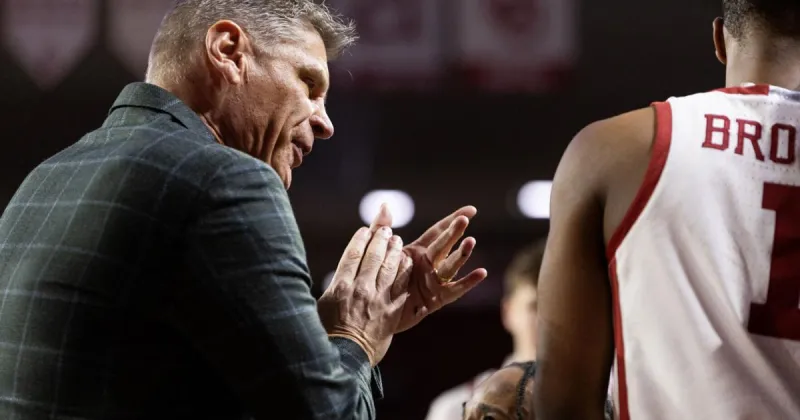 OU men's basketball lands transfer forward Duke Brennan