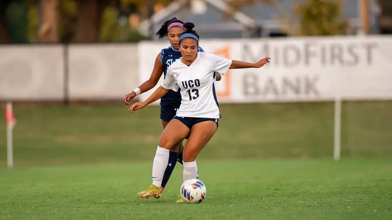 Soccer Leans On Experience In New Year