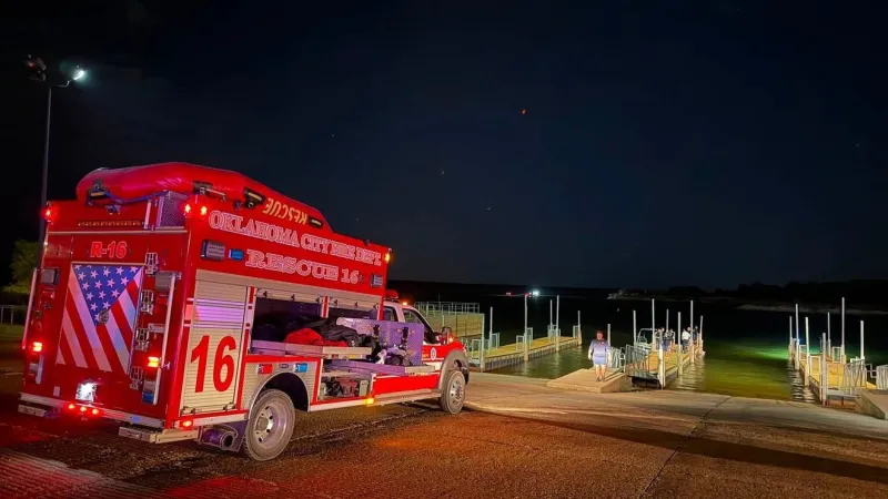 Crews resume search for drowning victim at Lake Stanley Draper