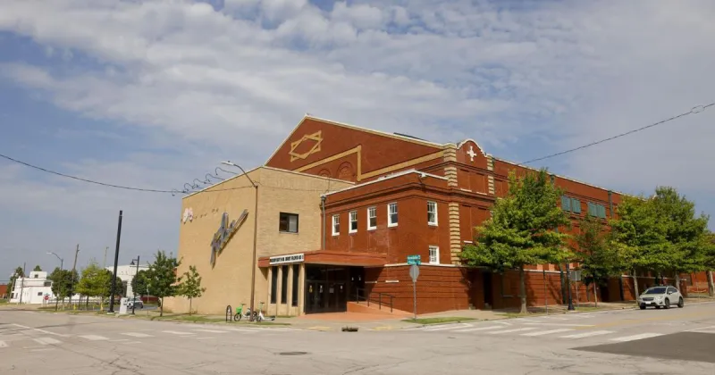 'Final encore' event punctuating Peter Mayo's decades-long ownership of Tulsa Theater