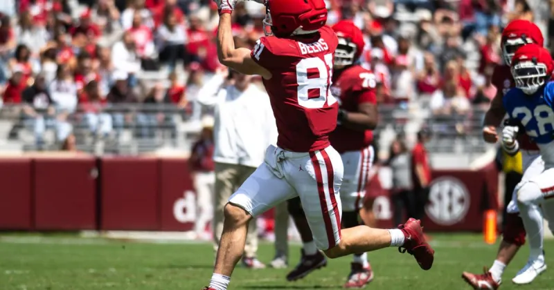 Fodje to start at center, Beers, Hansen battling at tight end in initial depth chart